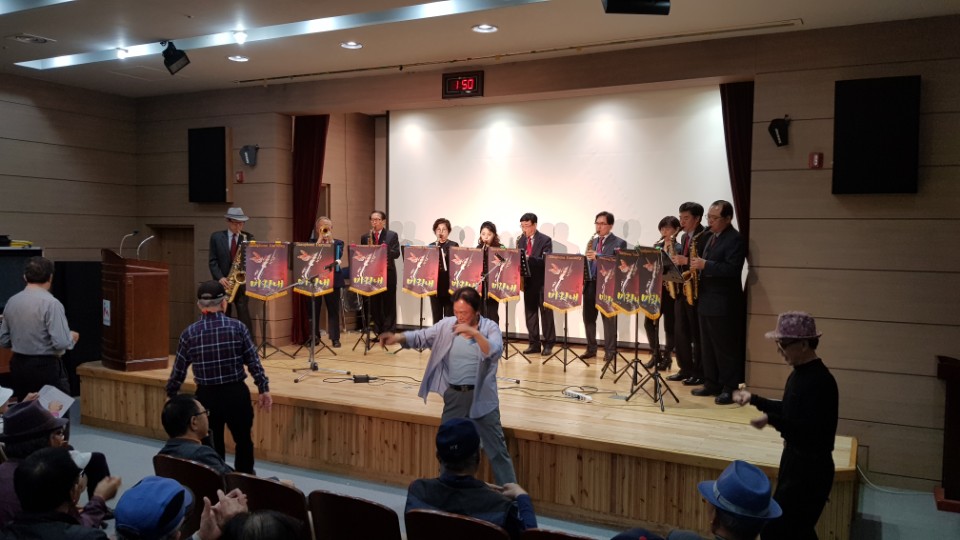  미리내 색소폰 공연