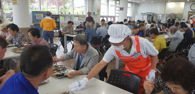  양산동 바르게살기위원회 6월 정기배식봉사