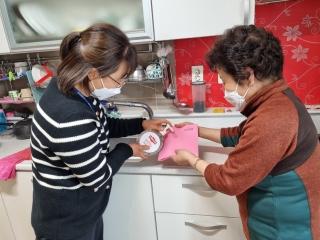  노인맞춤돌봄서비스 이용자 생활교육