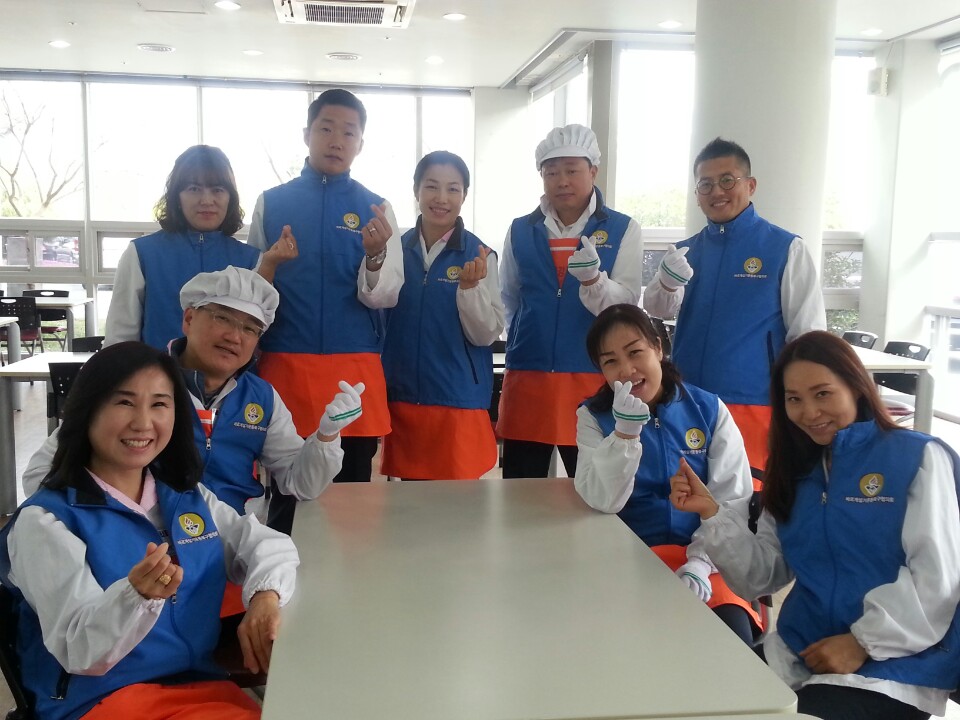  건국동바르게살기위원회 배식봉사 참여