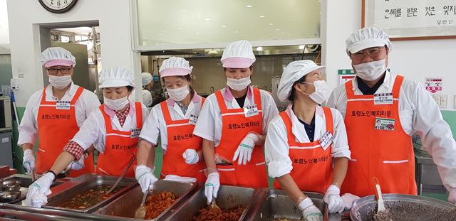  양산동바르게살기위원회 5월 정기배식봉사 실시